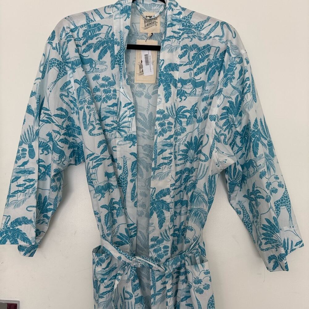 NWT NEW Woodstock Laundry BLUE MONO SAFARI ON WHITE Kimono Robe - Picture 5 of 9